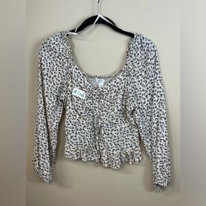 Japan’s large top preowned 14-1/2 p2p 18” length elastic cuff